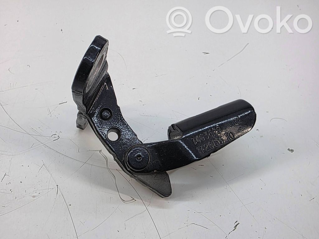 BMW X7 G07 Loading door lower hinge 