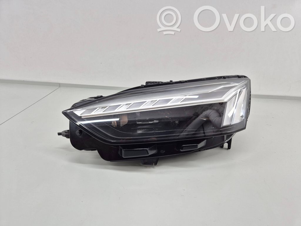 Audi A5 Phare frontale 
