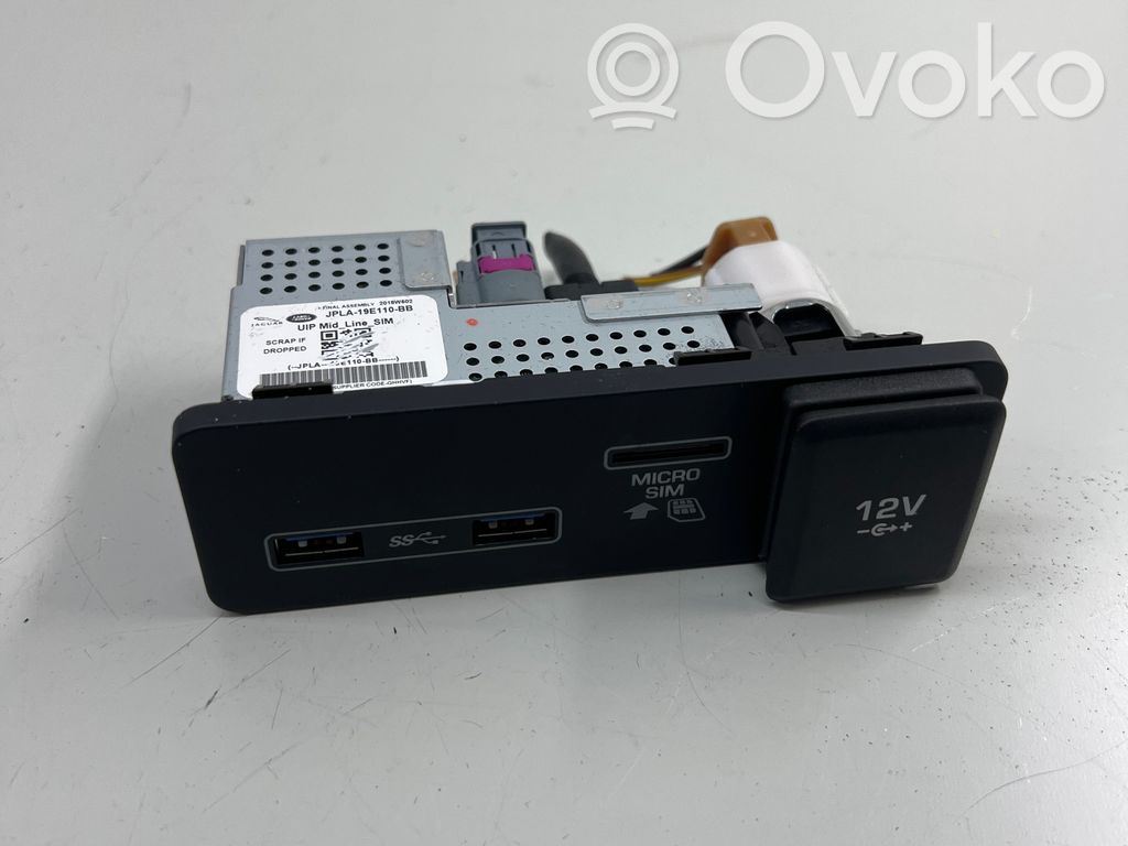 Land Rover Range Rover Velar USB socket connector 