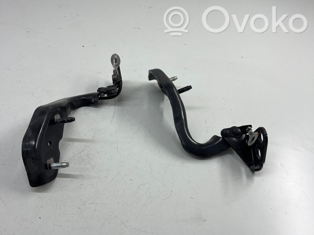 Land Rover Range Rover Velar Tailgate/trunk/boot hinge 