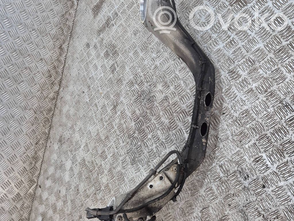 Volkswagen Touareg II Engine mounting bracket 