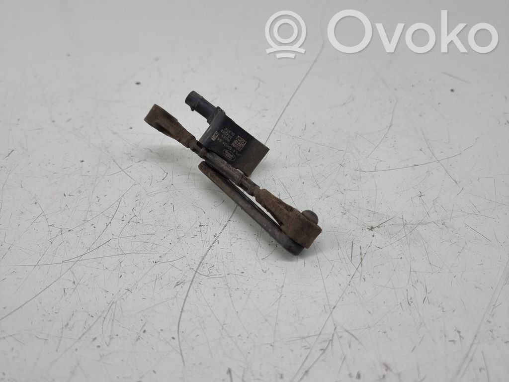 Land Rover Discovery 5 Rear air suspension level height sensor 