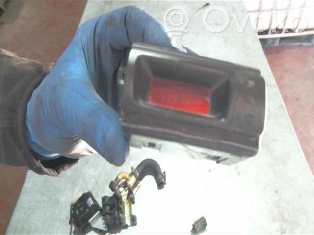 Mitsubishi Montero Reloj 