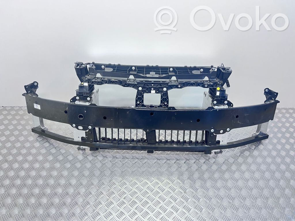 Mercedes-Benz EQS V297 Pas przedni 
