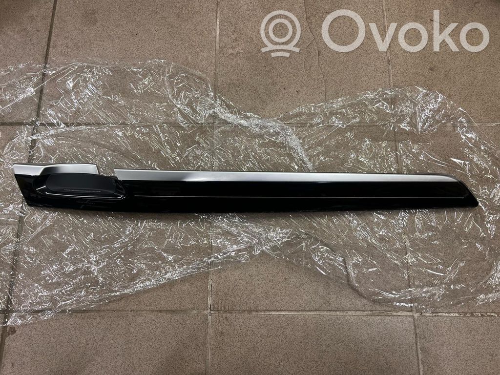 BMW 7 F01 F02 F03 F04 Inne elementy wykończeniowe drzwi tylnych 