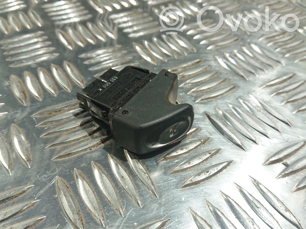 Renault Clio II Interruptor del elevalunas eléctrico 