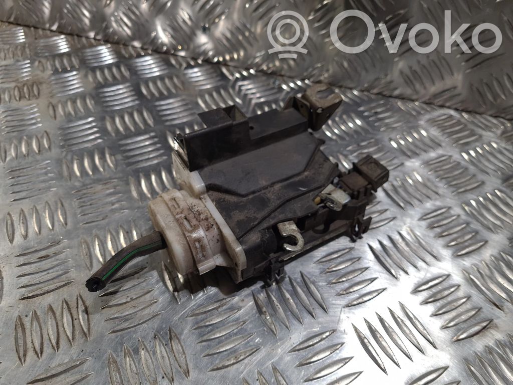 Audi 100 S4 C4 Zamek drzwi przednich 