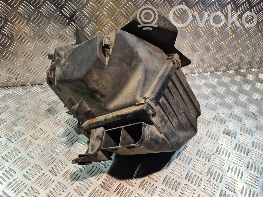Volkswagen PASSAT B5 Ilmansuodattimen kotelo 