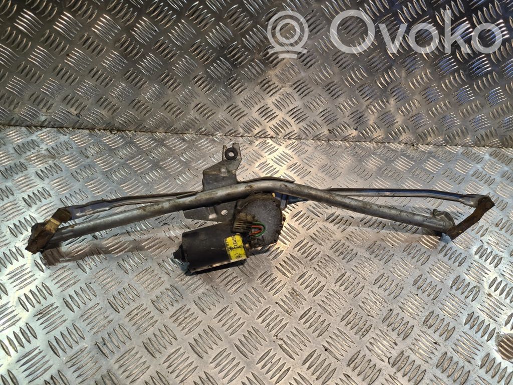 Volkswagen PASSAT B4 Front wiper linkage and motor 