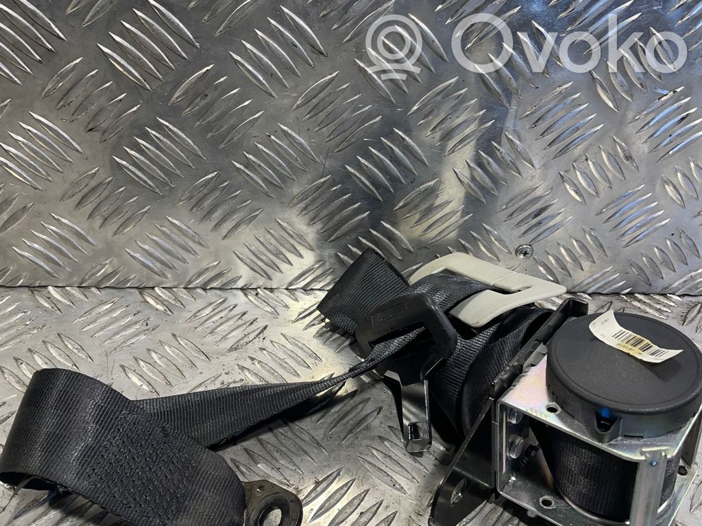 Nissan Qashqai Pas bezpieczeństwa fotela tylnego 