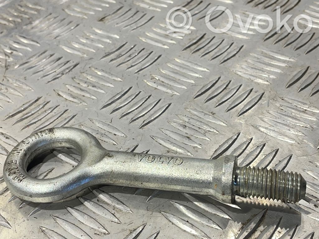 Volvo C30 Anillo de remolque 