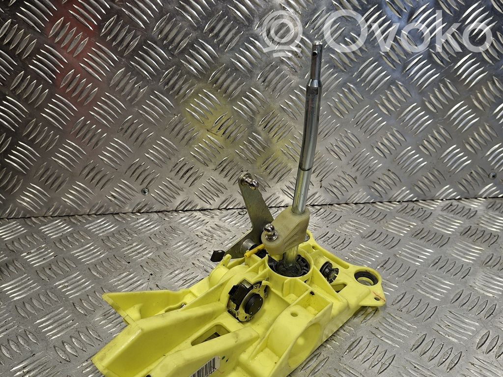 Volvo C30 Palanca/selector de cambios 