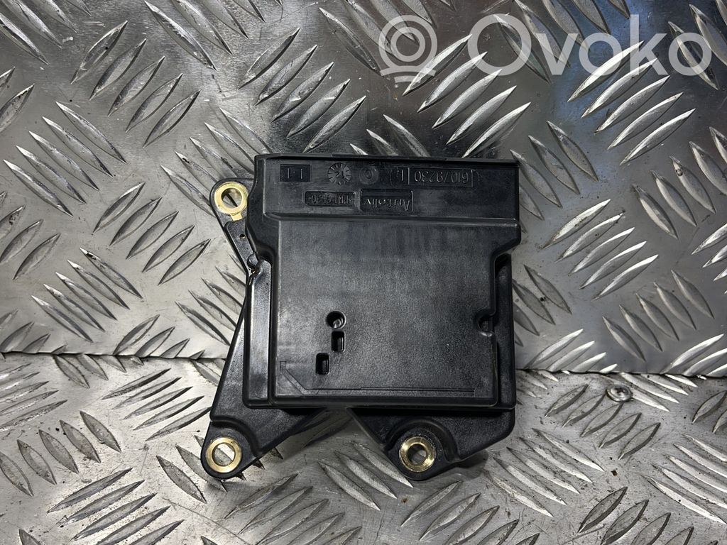Citroen DS3 Airbag control unit/module 