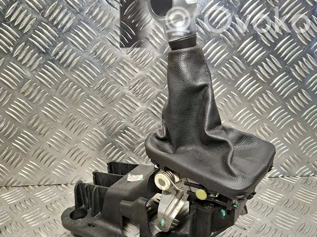 Citroen DS3 Gear shifter/selector 
