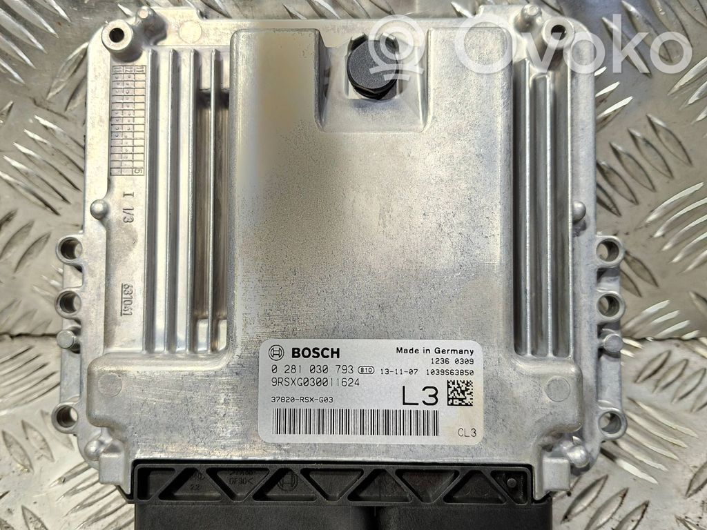 Honda CR-V Engine control unit/module 