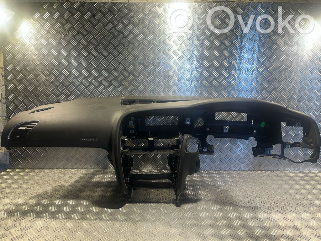 Audi A5 8T 8F Panelė 