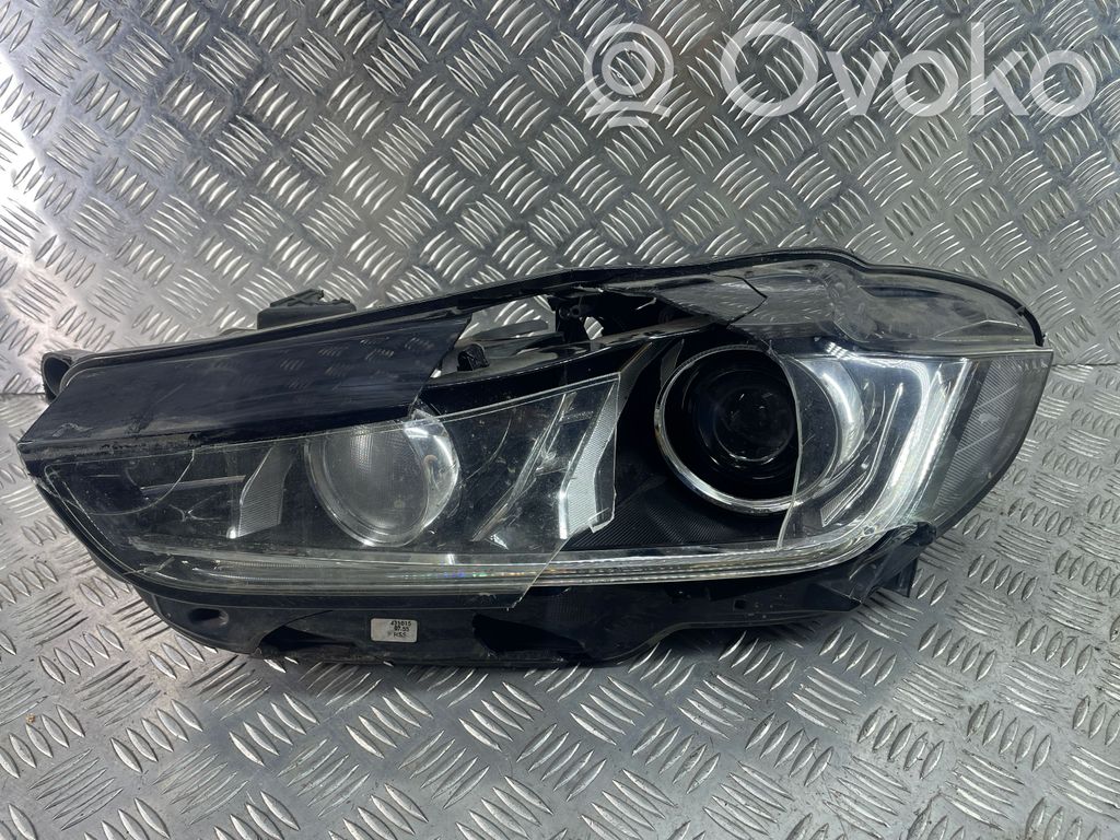 Jaguar XE Scheinwerfer 