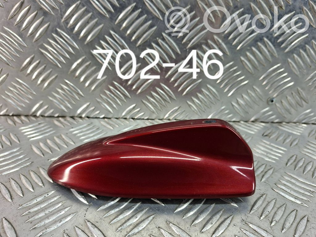 Volvo V60 Kattoantennin (GPS) suoja 