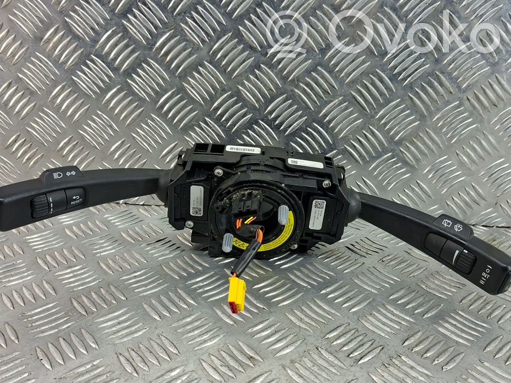 Volvo V60 Wiper turn signal indicator stalk/switch 
