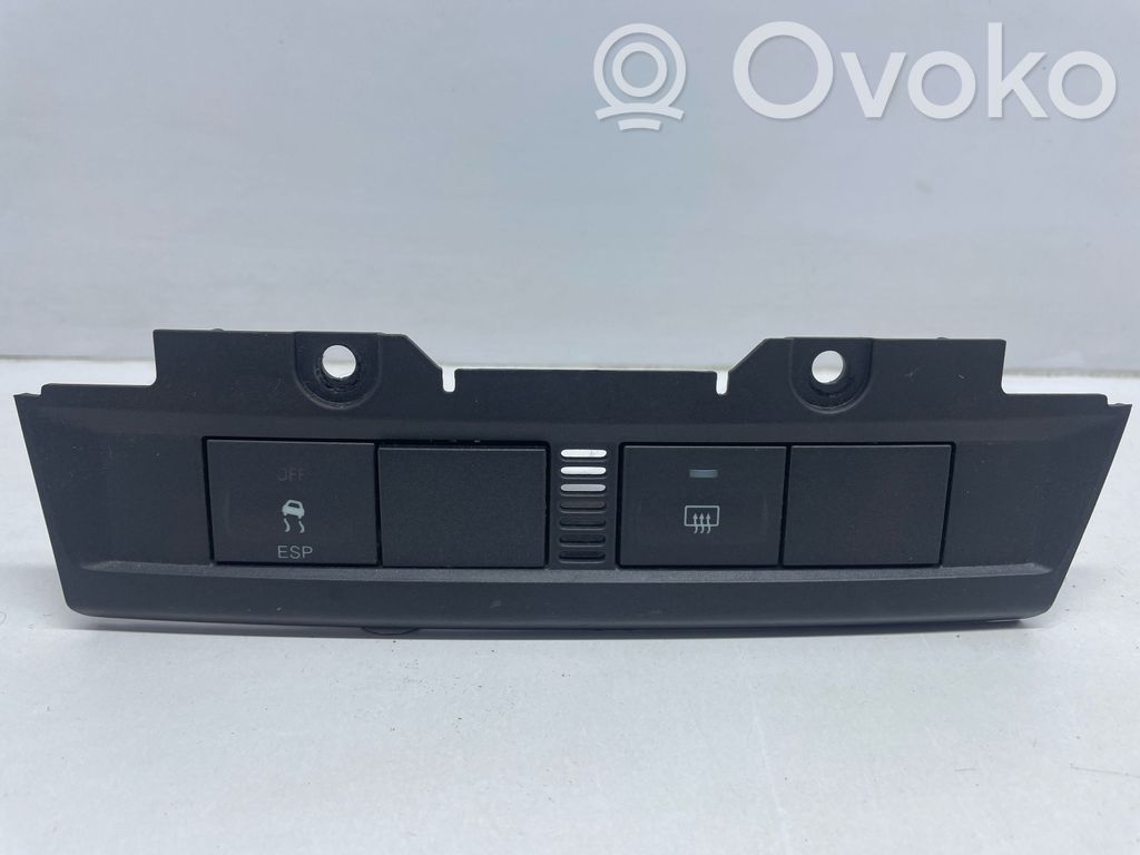 Ford Focus Windscreen/window heater switch 