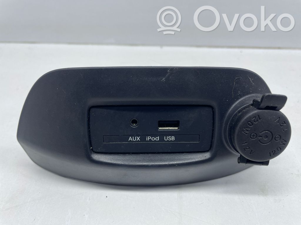 KIA Soul AUX in-socket connector 