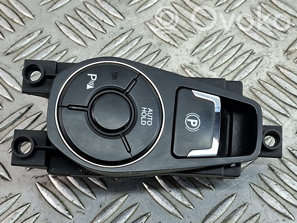 Hyundai i40 Palanca de liberación del freno de mano 
