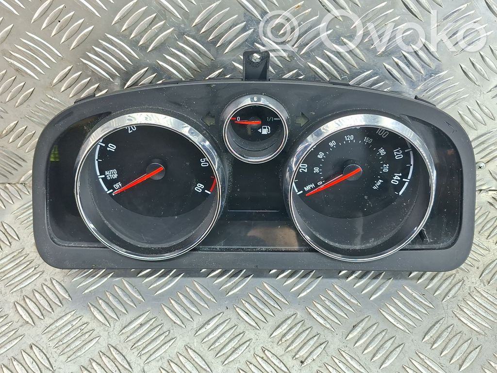 Opel Antara Vitezometru (grup de instrumente) 