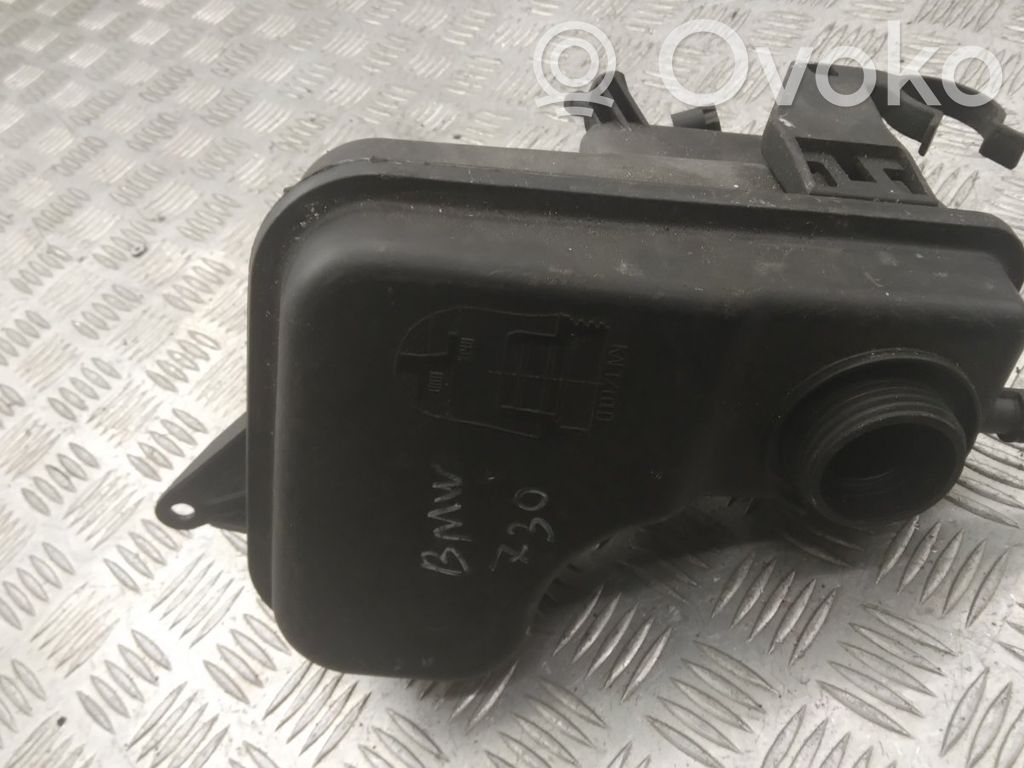 BMW 7 E65 E66 Ausgleichsbehälter Kühlwasser 