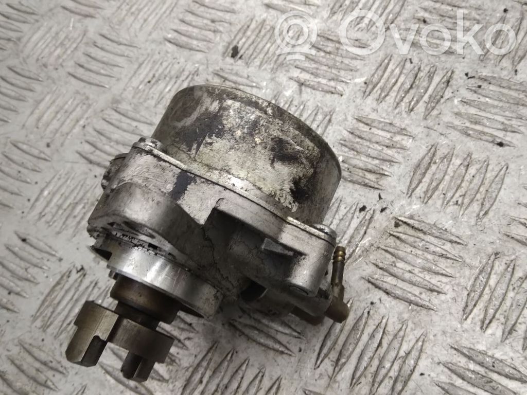 Opel Corsa D Vakuumo pompa 