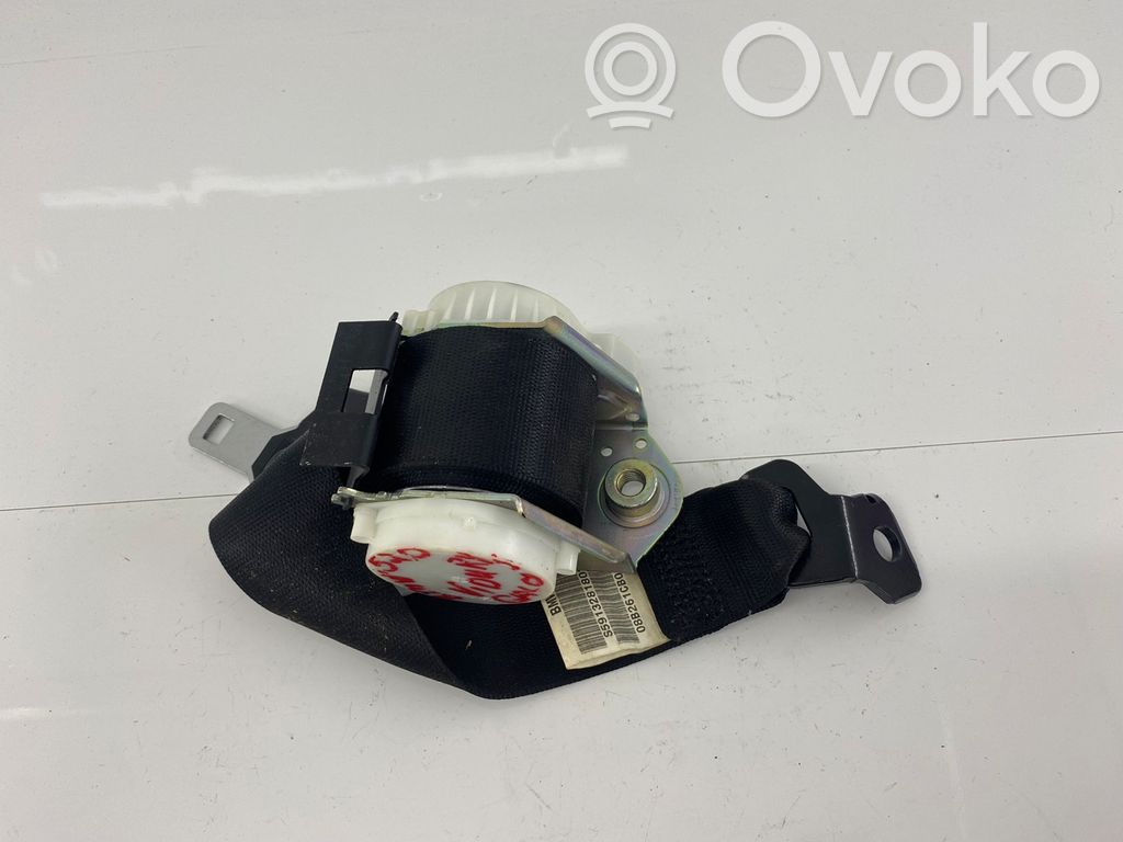 BMW 5 E60 E61 Sicherheitsgurt hinten Mitte 