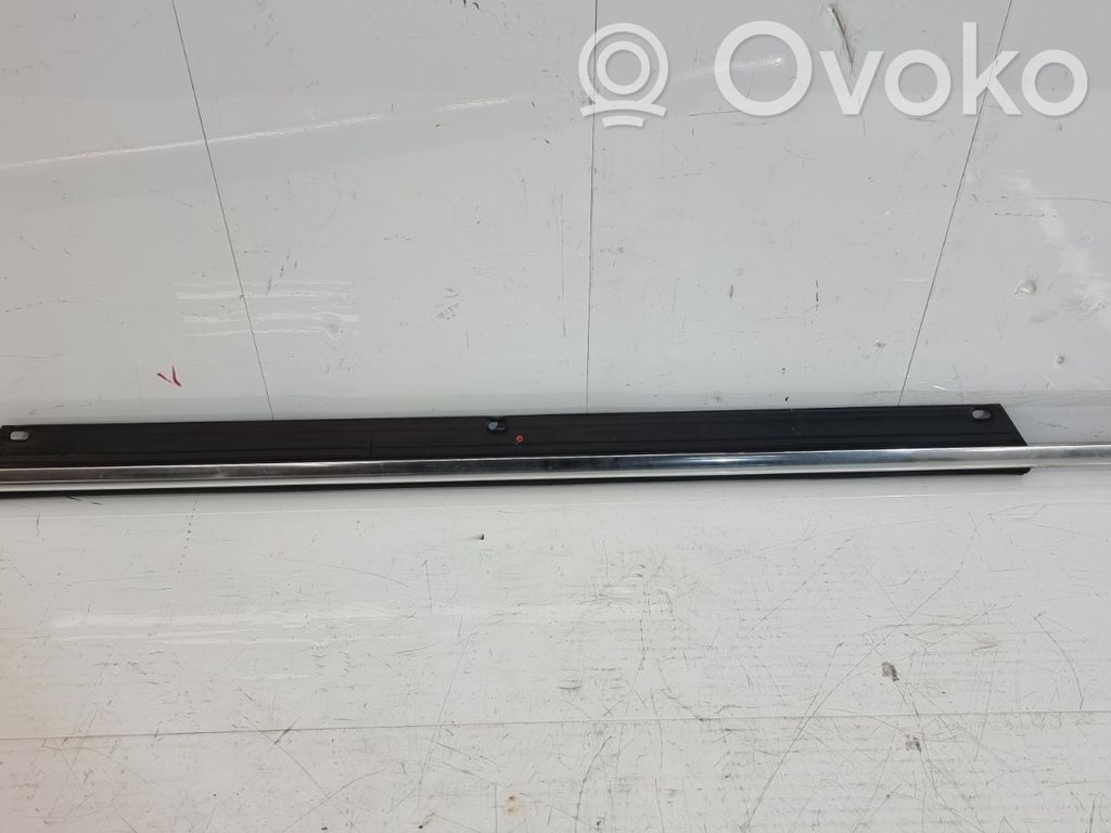Audi Q7 4L Ornament geam ușă față 