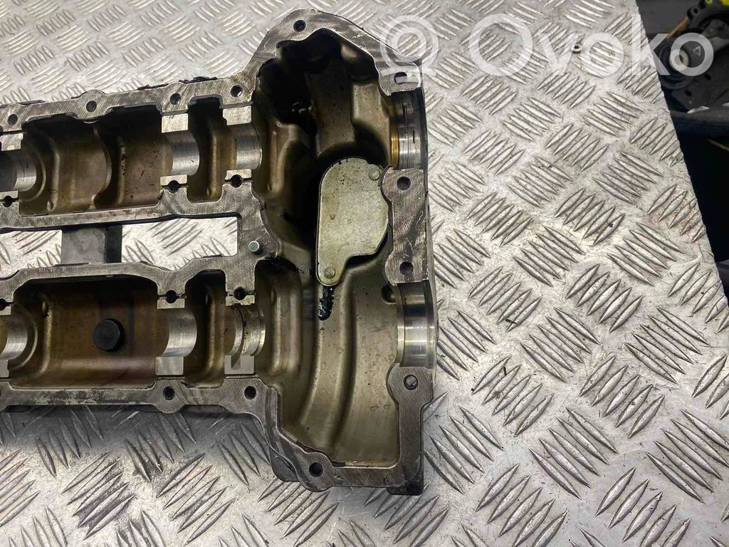 Mercedes-Benz ML W164 Rocker cam cover 