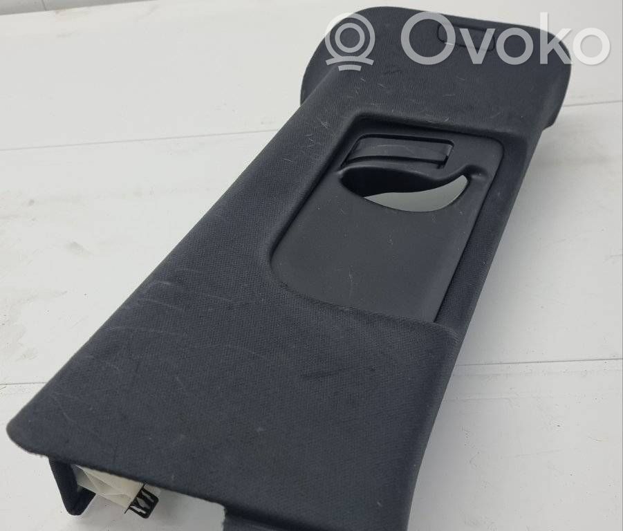 Audi Q7 4L (B) statņa dekoratīvā apdare (augšdaļa) 