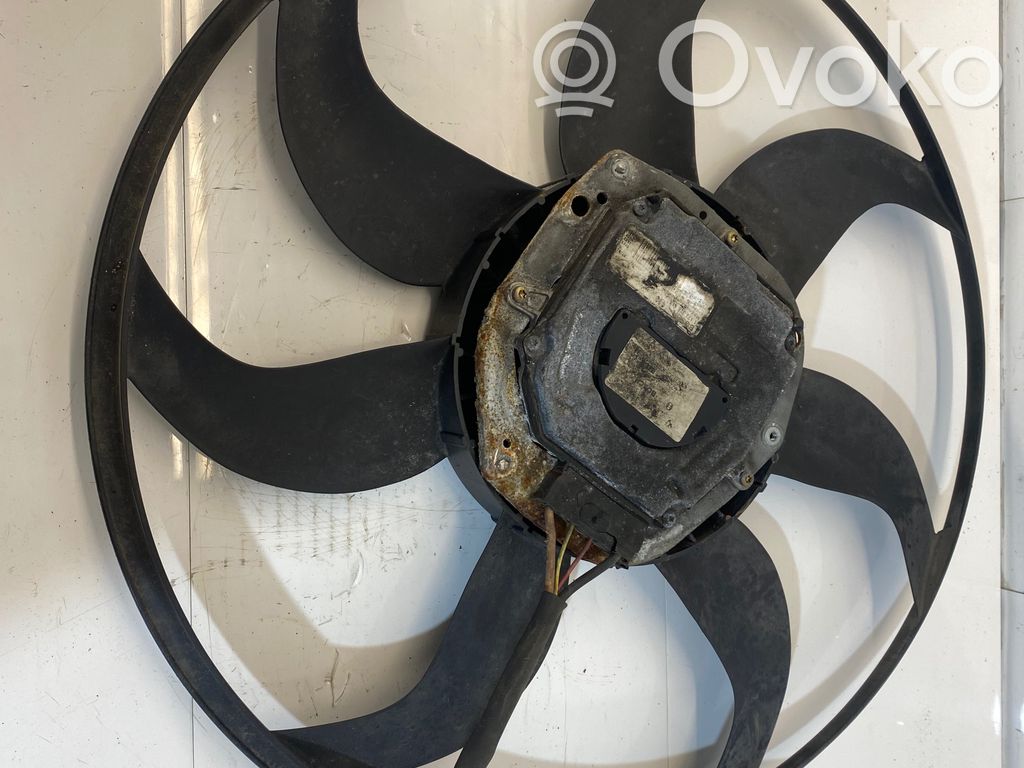 Elektrisks radiatoru ventilators   3136613298
