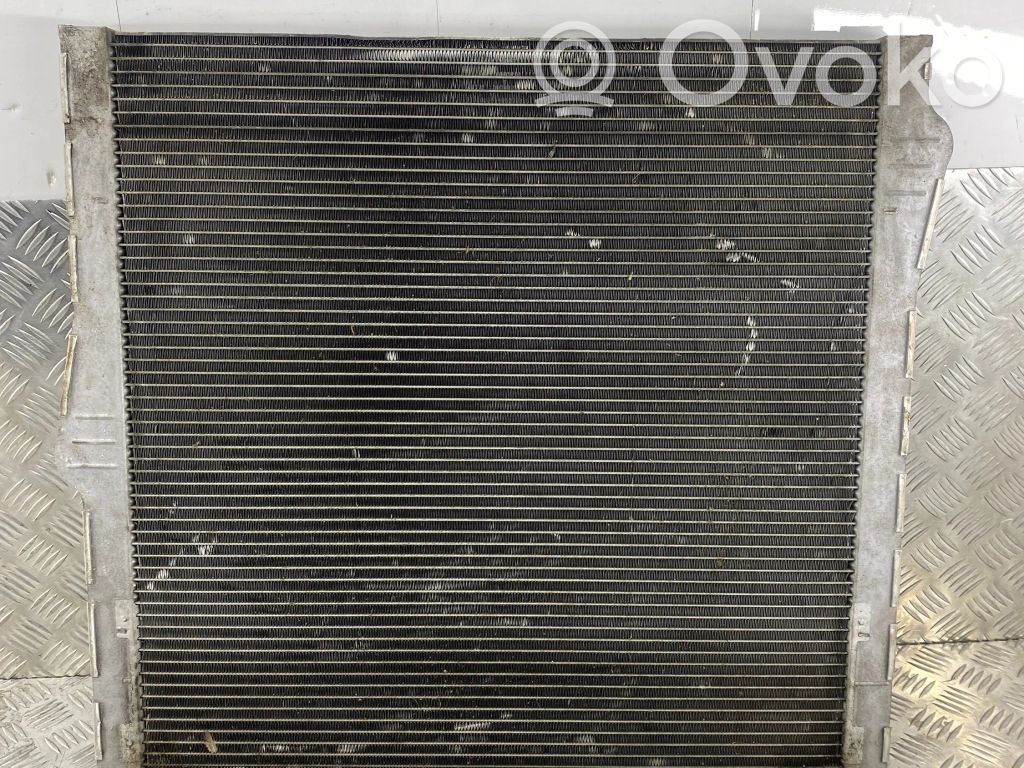 BMW 5 G30 G31 G38 Coolant radiator 
