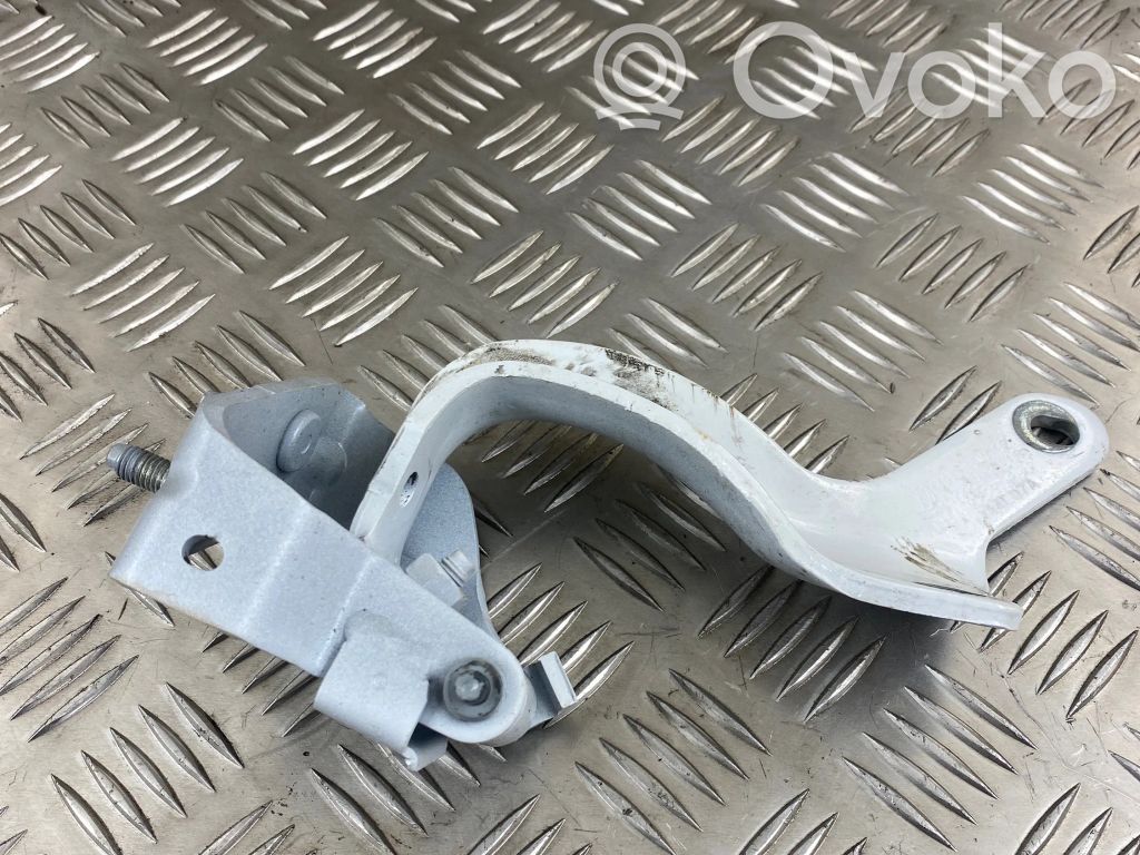 Audi Q7 4L Tailgate/trunk/boot hinge 