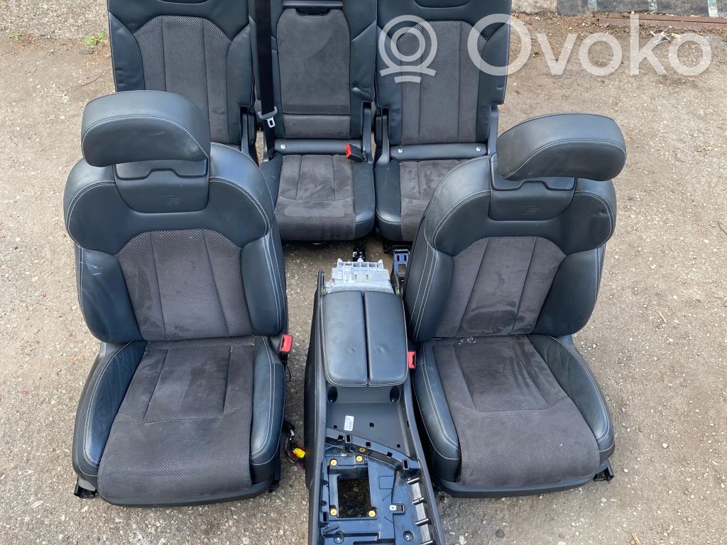 Seat set