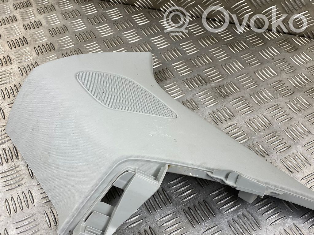 Audi Q3 8U (D)pillar trim (top) 