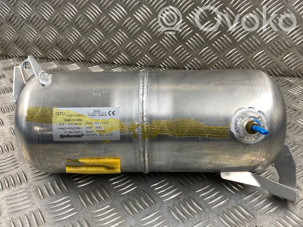 Audi Q7 4L Zbiornik powietrza tylnego zawieszenia pneumatycznego 