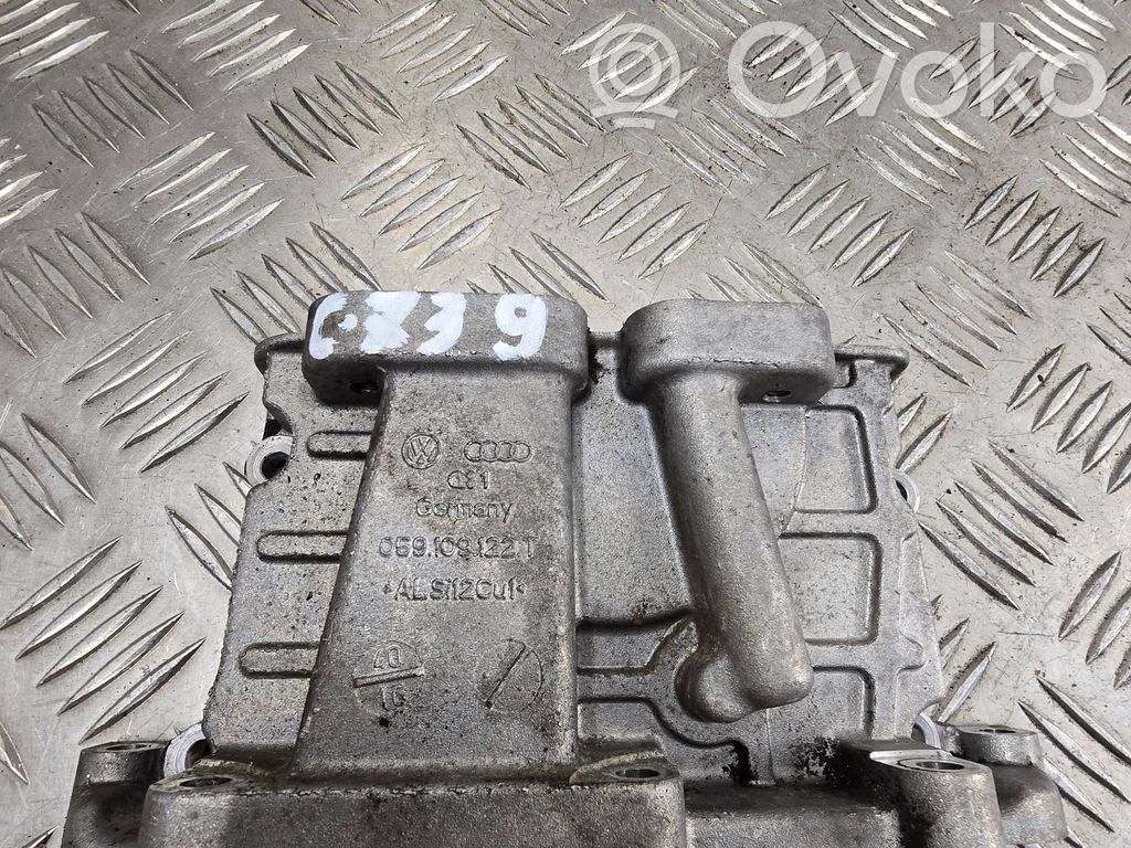 Audi Q7 4M other engine part 