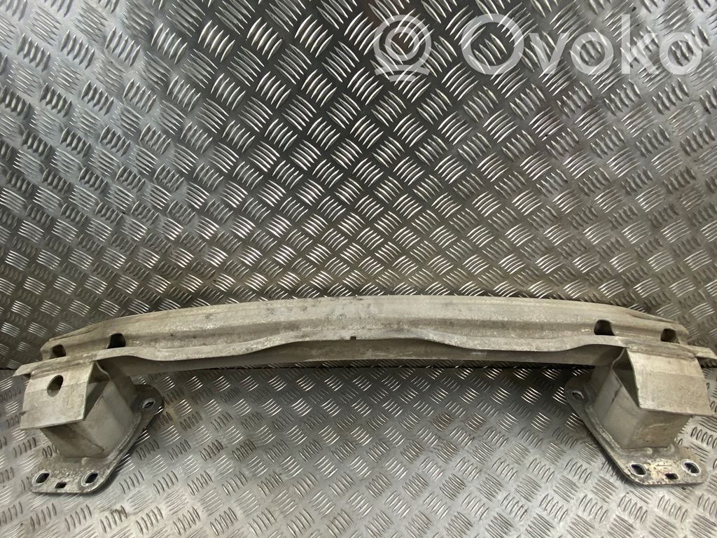 Audi Q7 4M Poprzeczka zderzaka tylnego 