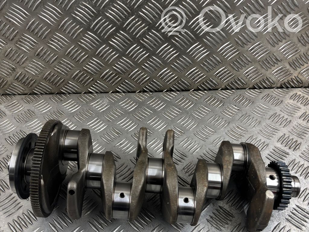 Audi A4 S4 B9 8W Kloķvārpsta 