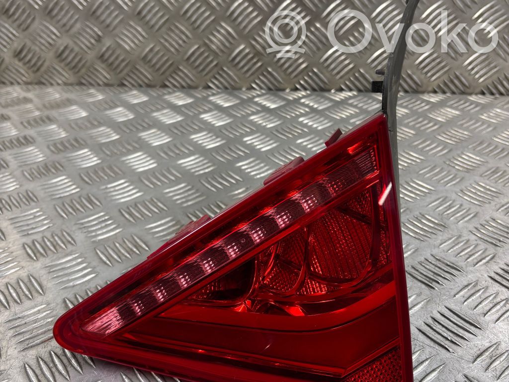 Audi A7 S7 4G Lampy tylnej klapy bagażnika 
