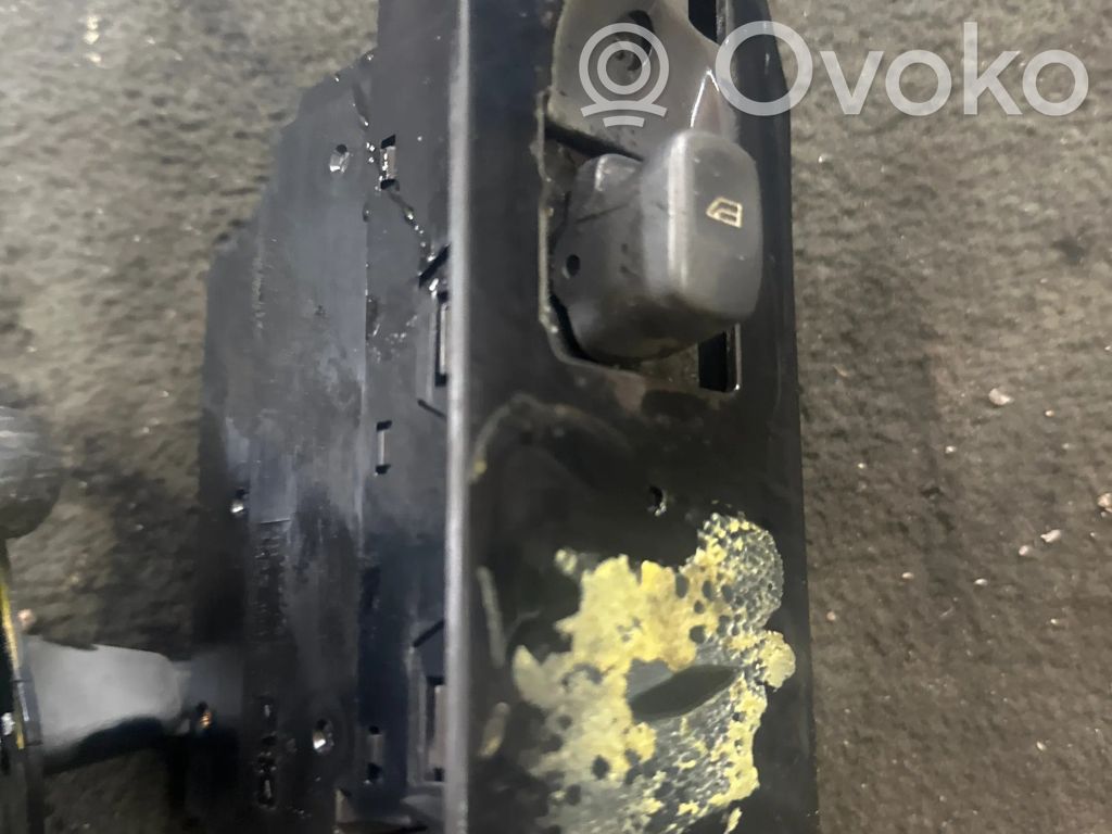 Volvo S60 Electric window control switch 