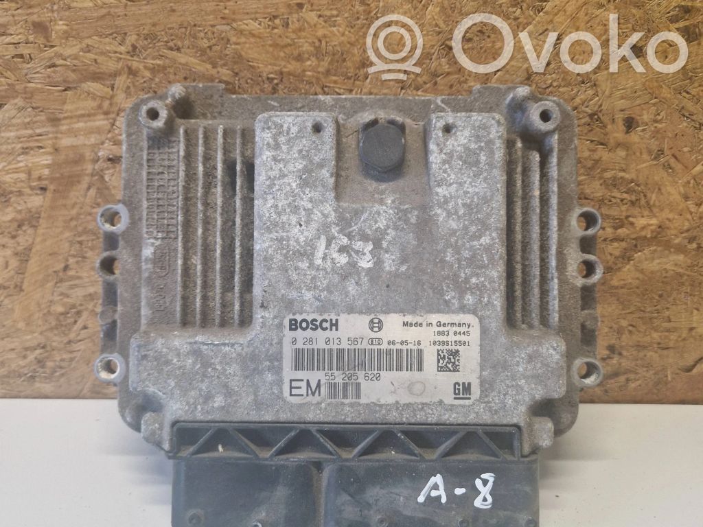 Opel Zafira B Engine control unit/module 