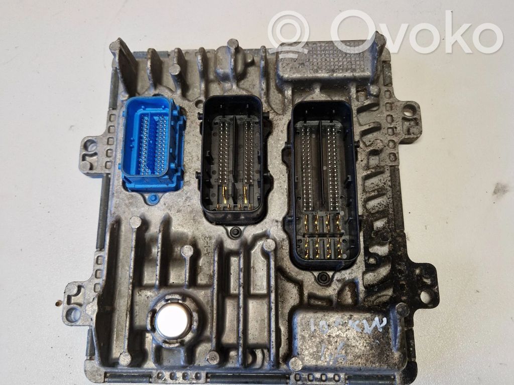 Opel Astra J Engine control unit/module 