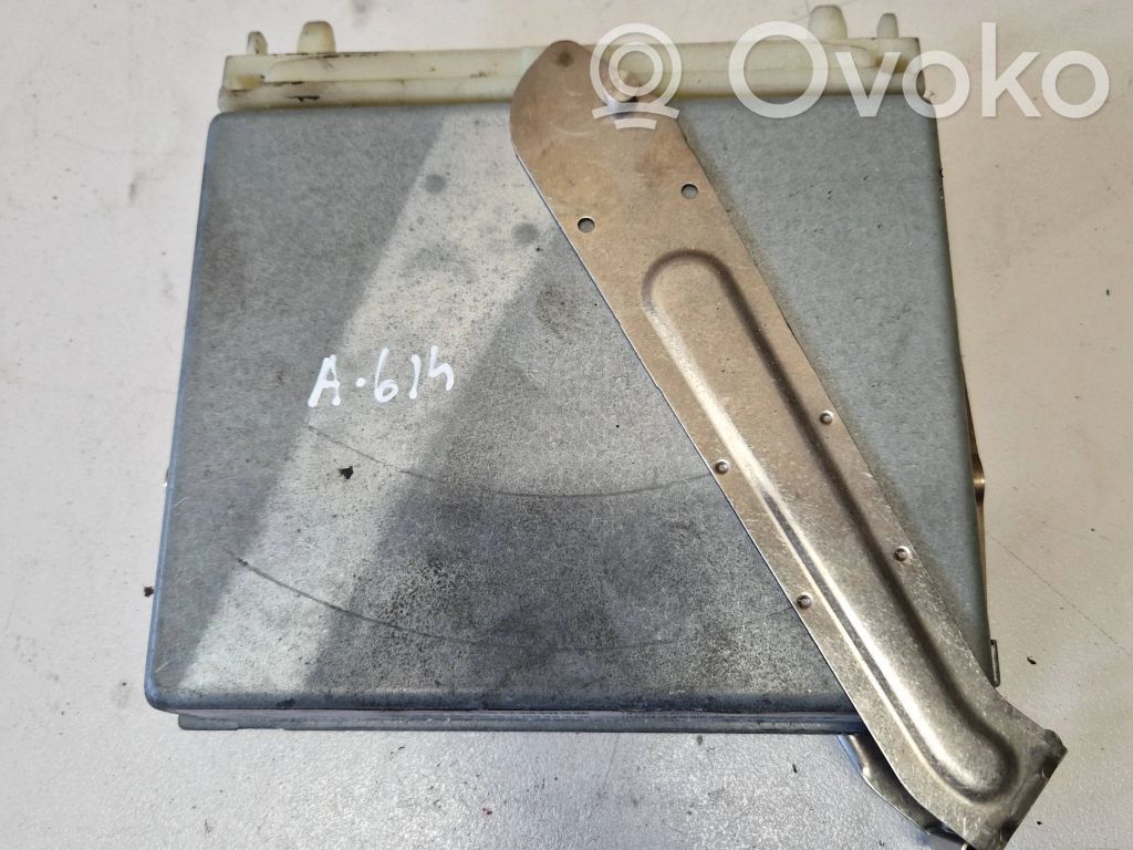 Engine control unit/module   P09183993,17480268,1T28S3499,0281001802