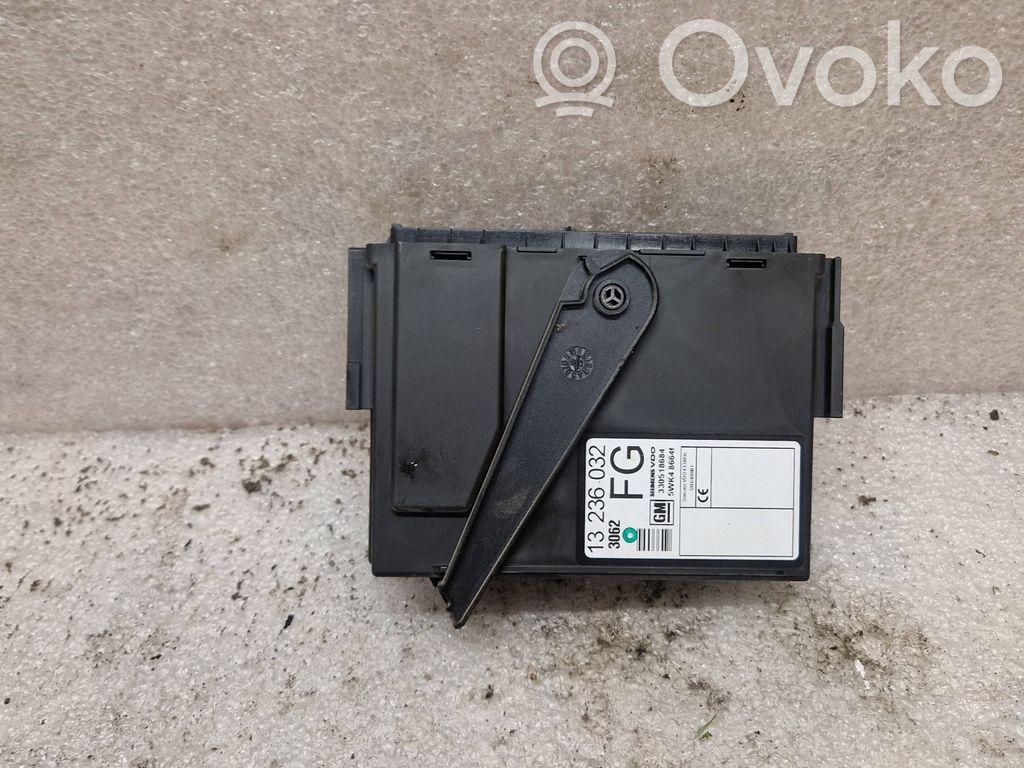 Opel Meriva A Comfort/convenience module 