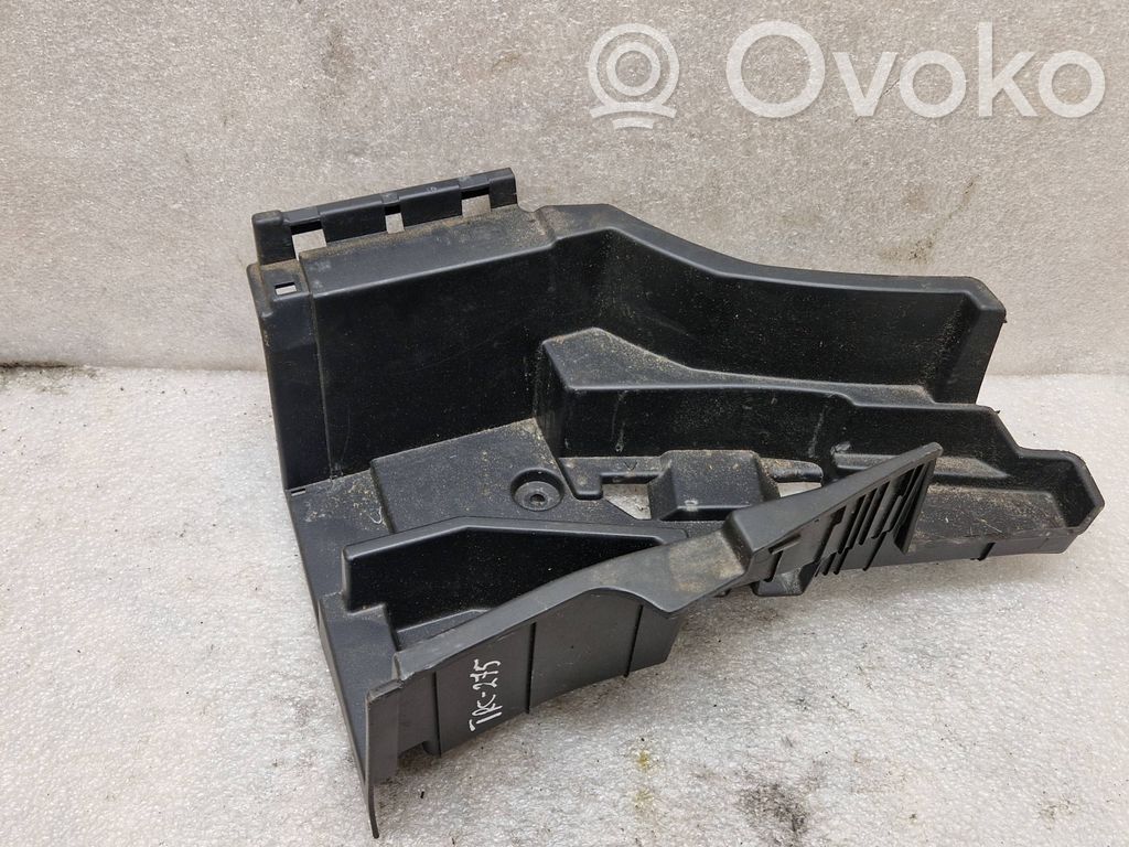 Toyota Verso Tool box 