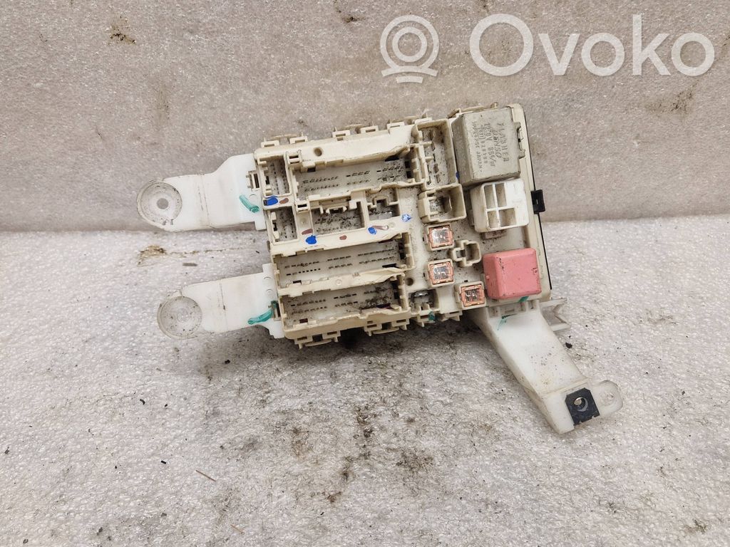 Toyota Auris 150 Fuse module 